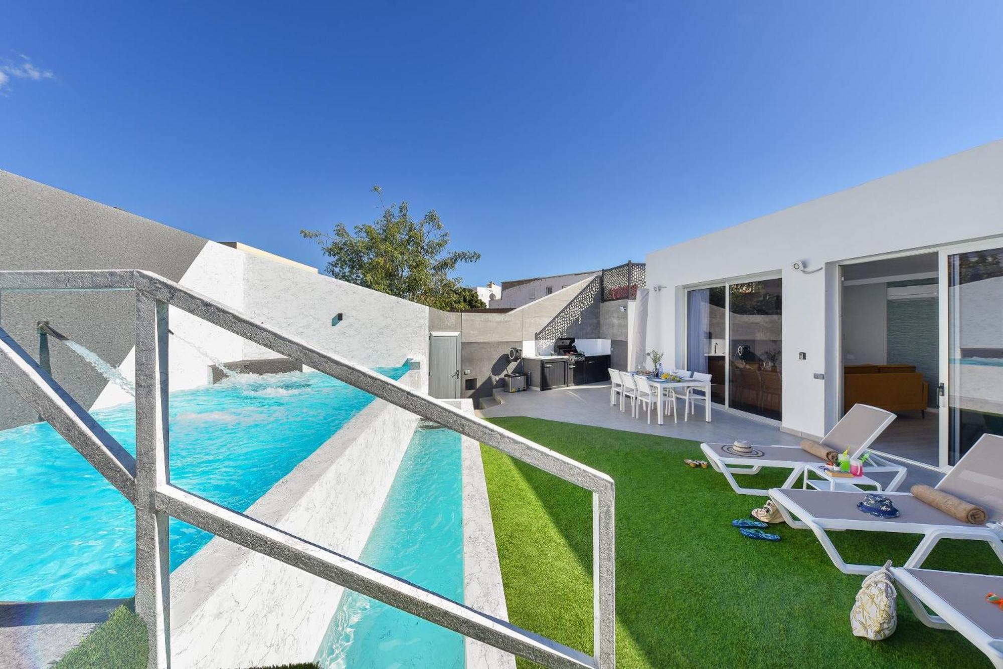 Salado Salobre, Gran Canaria Private Heated Pool Modern Luxury Tranquil Getaway * Las Palmas / Gran Canaria