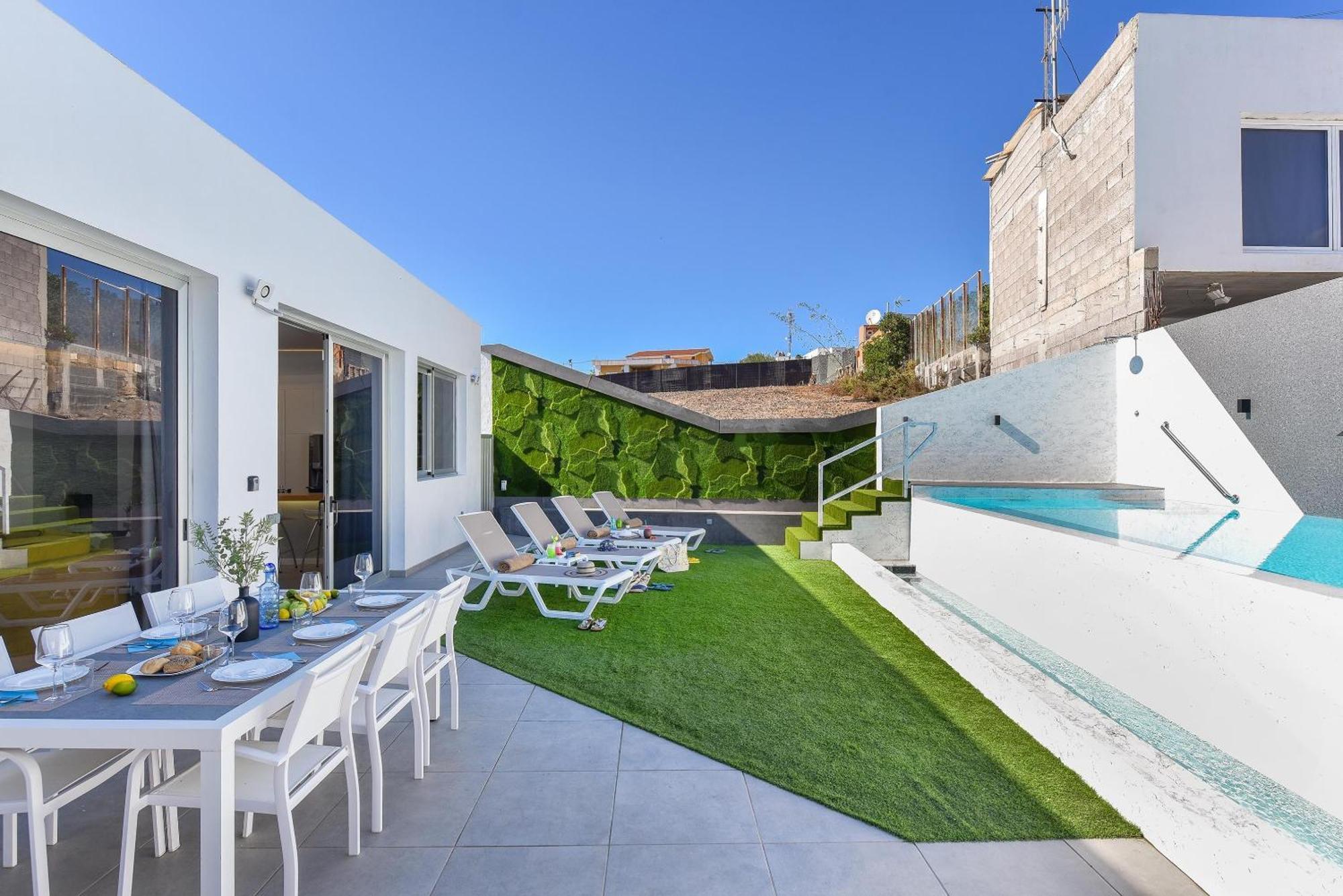Villa Salado Salobre, Gran Canaria Private Heated Pool Modern Luxury Tranquil Getaway Las Palmas / Gran Canaria