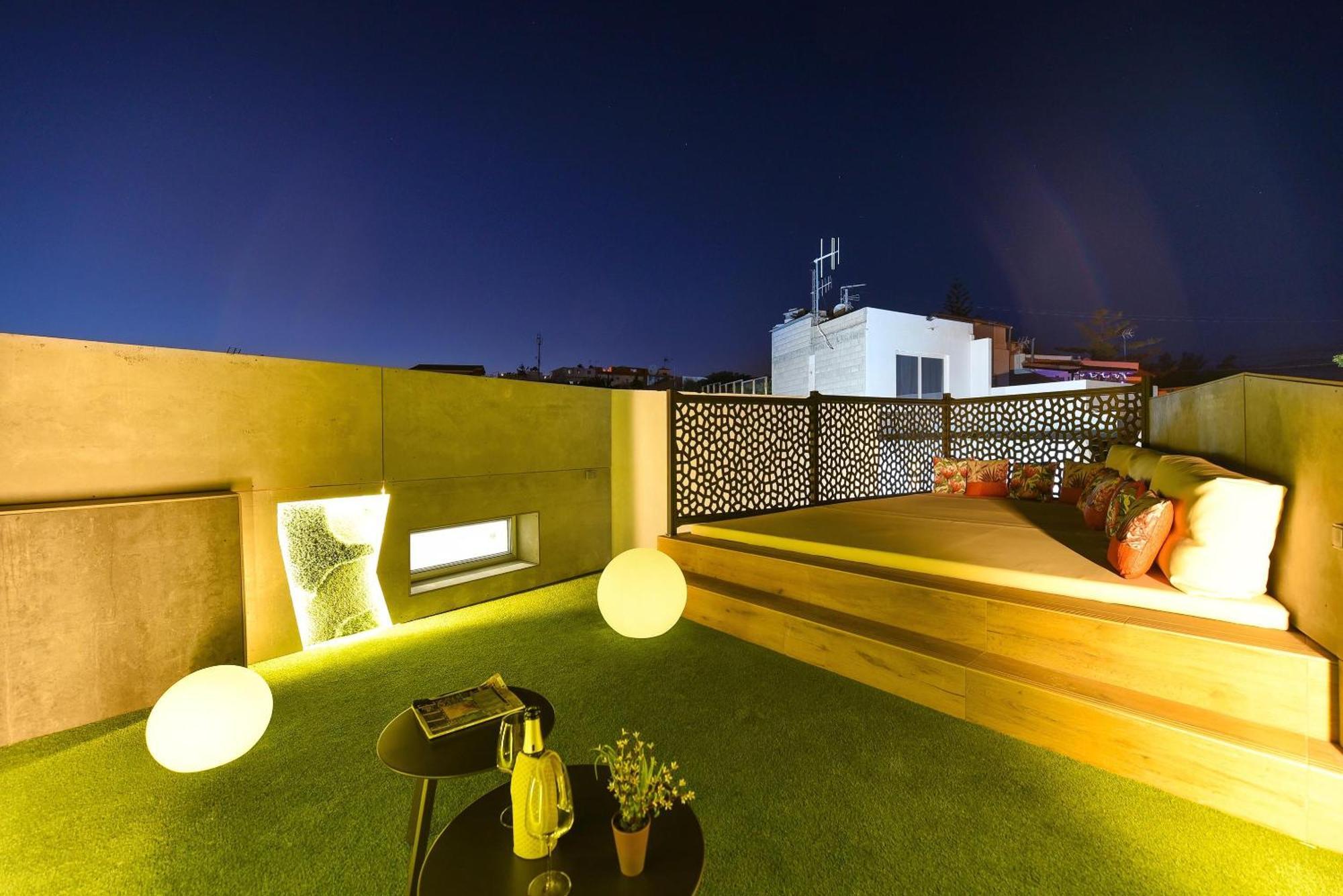 Salado Salobre, Gran Canaria Private Heated Pool Modern Luxury Tranquil Getaway Las Palmas / Gran Canaria