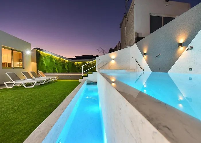 Villa Salado Salobre, Gran Canaria Private Heated Pool Modern Luxury Tranquil Getaway