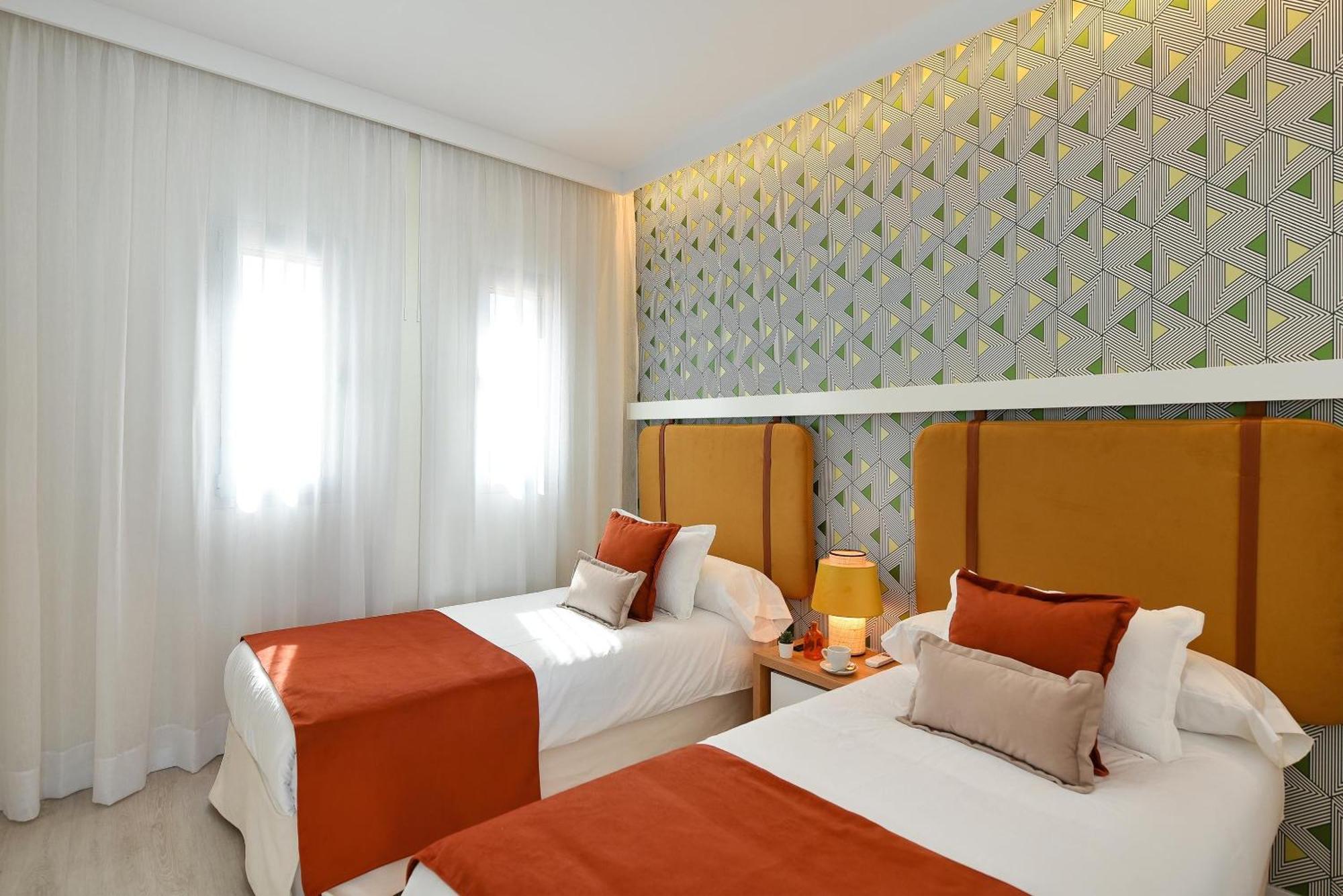 Villaer Salado Salobre, Gran Canaria Private Heated Pool Modern Luxury Tranquil Getaway Las Palmas de Gran Canaria