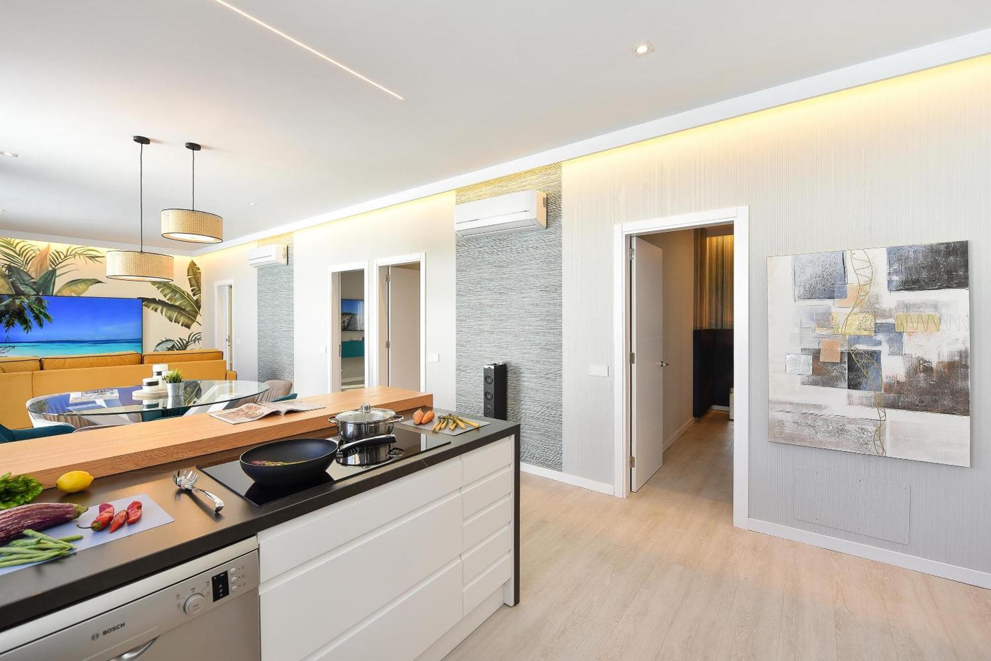 Salado Salobre, Gran Canaria Private Heated Pool Modern Luxury Tranquil Getaway